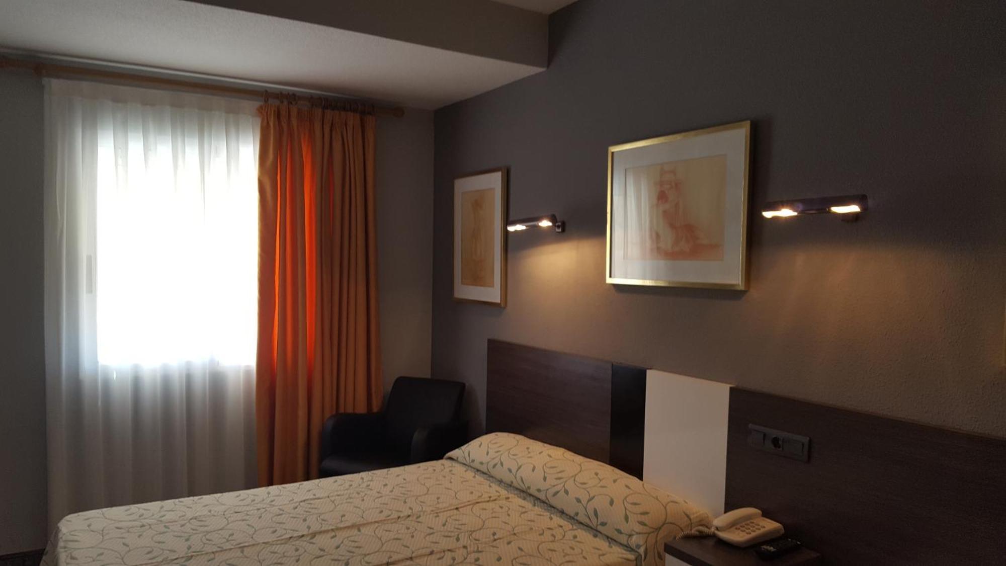 Hotel La Bolera Vinarós エクステリア 写真